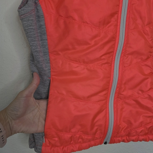 Title Nine Will Power Light Vest, Size XS - Picture 3 of 10